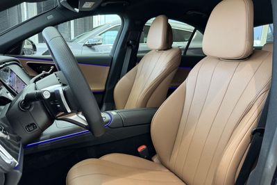 Mercedes E Klasa 220 d 4MATIC AMG Line