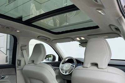 Volvo XC90 T8 AWD Plug-In Hybrid Ultimate Bright 7os aut