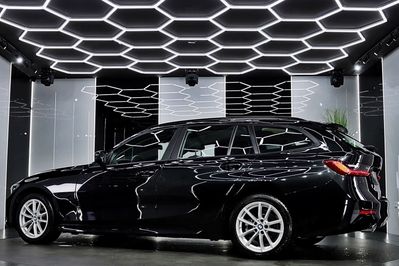 BMW Seria 3 318d  Advantage aut