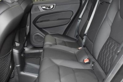 Volvo XC60 B5 AWD Plus Dark