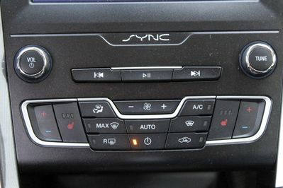 Ford Mondeo 2.0 Hybrid Trend