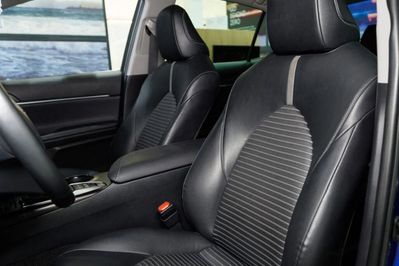 Toyota Camry 2.5 Hybrid Prestige Cvt