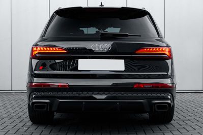 Audi Q7 50 TDI quattro S Line
