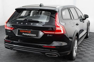 Volvo V60 Cross Country D4 AWD