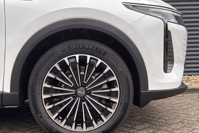 Omoda 9 1.5 Super Hybrid Exclusive AWD