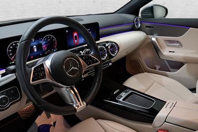 Mercedes Klasa A 200 Progressive 7G-DCT