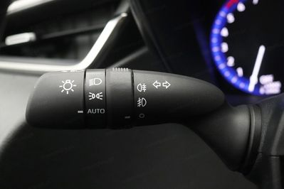 Suzuki Swace Elegance 1.8 Hybrid CVT