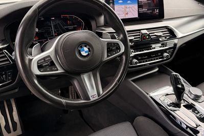 BMW Seria 5 520d xDrive M Sport