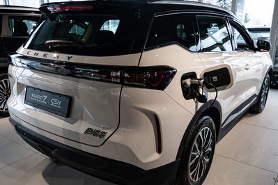 Chery Tiggo 7 Premium 1.5 T-GDI Super Hybrid DHT
