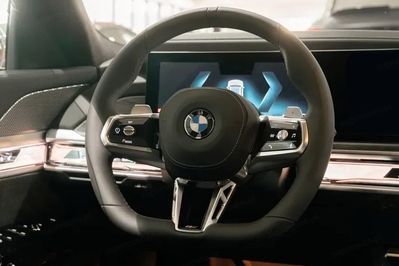 BMW Seria 7 740d xDrive M Sport