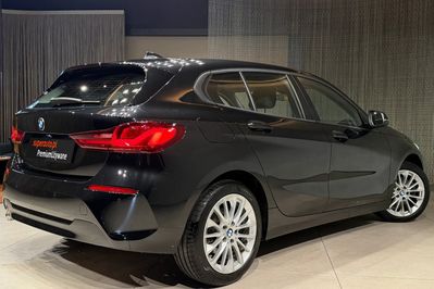 BMW Seria 1 118i Advantage
