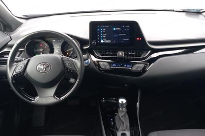 Toyota C-HR 1.8 Hybrid Style