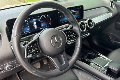 Mercedes GLB 200