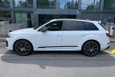 Audi Q7 50 TDI quattro S Line