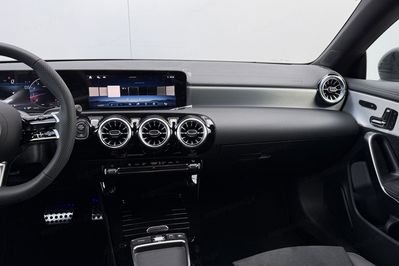 Mercedes CLA 200 AMG Line Shooting Brake