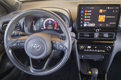 Toyota Yaris Cross Hybrid 1.5 Style
