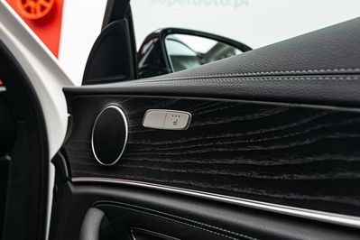 Mercedes Klasa E E 220 d 4-Matic AMG