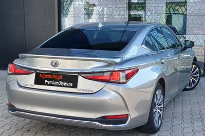 Lexus ES 300h Business Edition