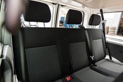 Volkswagen Transporter Kombi T6.1 L2H1