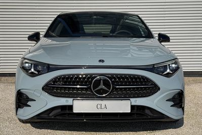 Mercedes CLA 220  4-Matic AMG Line