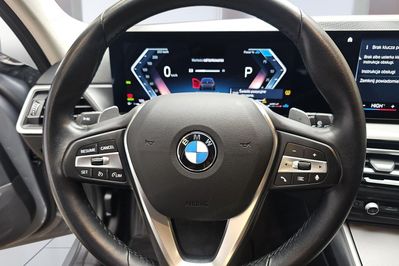 BMW Seria 3 330i xDrive sport-aut