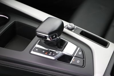 Audi A4 40 TFSI mHEV quattro S tronic