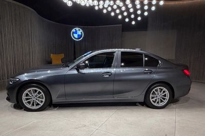 BMW Seria 3 330d xDrive Advantage