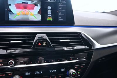 BMW Seria 5 520d xDrive M Sport