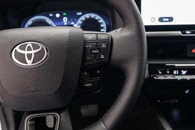 Toyota C-HR Teamplayer 1.8 Hybrid