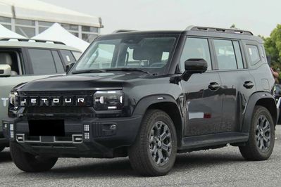 Jetour T2 2.0T 7DCT REAL TIME 4WD