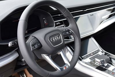 Audi Q7 50 TDI quattro S Line