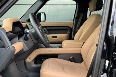 Land Rover Defender 110 3.0 D250 mHEV X-Dynamic HSE