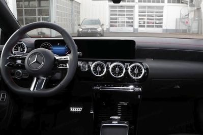 Mercedes CLA 200 AMG Line