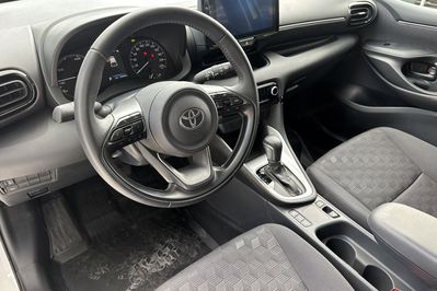 Toyota Yaris Comfort  1.5 Hybrid