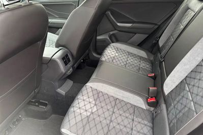 Volkswagen T-Roc R-Line Plus 1.5 TSI DSG