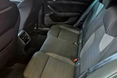 Skoda Octavia 1.5 TSI  Ambition DSG