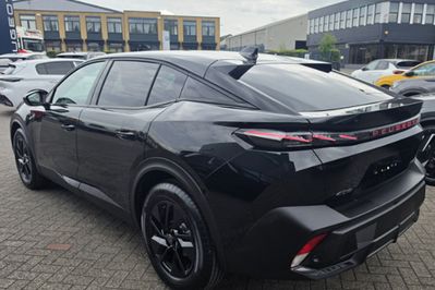 Peugeot 408 Business S&S e-DCS6 1.2 PureTech mHEV