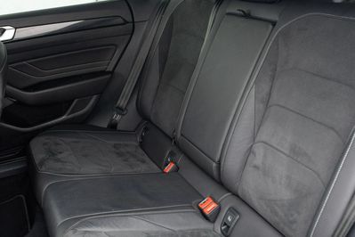 Volkswagen Arteon 2.0 TDI SCR R-Line DSG