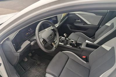 Opel Astra 1.2 T Business Edition S&S