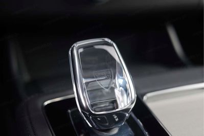 Volvo XC90 B5 AWD Ultra Black Edition