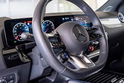 Mercedes GLA AMG  35 4-Matic