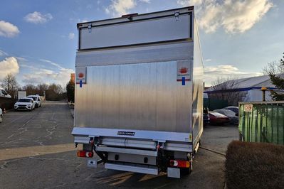 Renault Master L3 Kontener 8EP + Winda