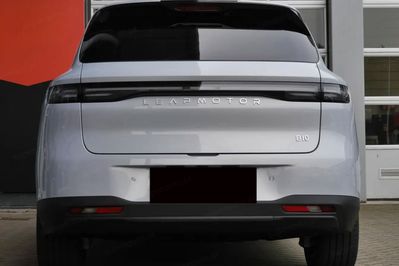 Leapmotor B10 Design Hybrid EV 18,8 kWh