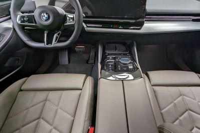 BMW Seria 5 Touring 520d xDrive M Sport