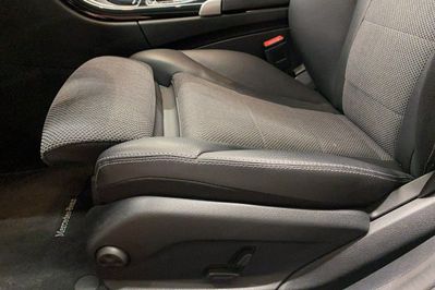 Mercedes Klasa C 180 9G-TRONIC