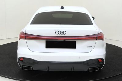 Audi A5 e-Hybrid quattro