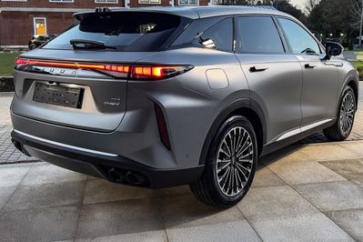Omoda 9 1.5 Super Hybrid Exclusive AWD