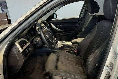 BMW Seria 3 Touring 320d xDrive