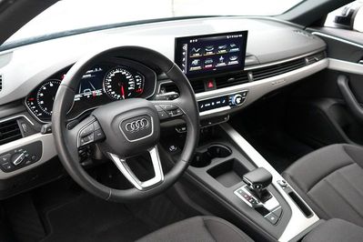 Audi A4 45 TFSI mHEV quattro S tronic