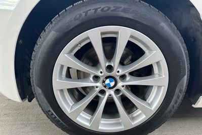 BMW Seria 3 Gran Turismo 320d xDrive Advantage aut